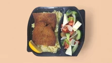 Sallatë Greke & Pilaf & Kotolet Pule