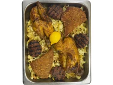 Tavë me Pulë + Kotoleta + Qofte Viçi & Jufka