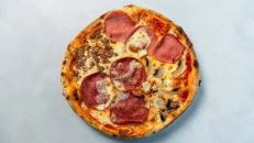 Pizza 4 Stinët