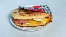 Sandwich Me Ton