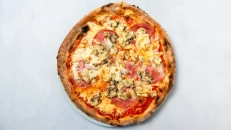 Pizza Proshutë & Kërpudhë