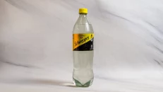 Schweppes Tonic 900Ml