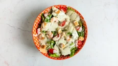 Sallatë Shrimp Caesar