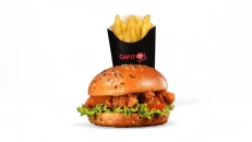 Crunchy Burger+ Patate.