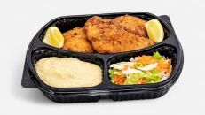 Fileto Peshku e Skuqur , Sallat Mix , Pure Patate