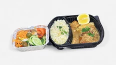 Fileto Peshku me Salc Meuniere , Pilaf , Sallat e Perzier