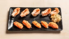 5 nigiri salmon 5 nigiri karkalec
