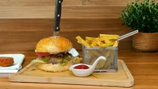 Jalapeno Cheddar Burger with Aioli