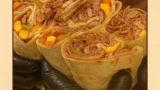 ORIENTAL PITA ME GJIRO. VICI