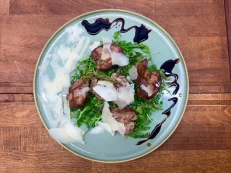 Tagliata Vici me Rukola & Grana
