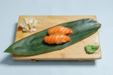 Nigiri Salmon