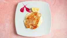 Fileto Pule me Rizoto & Parmigiano