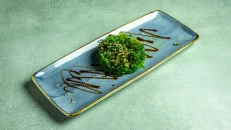Sallatë Wakame