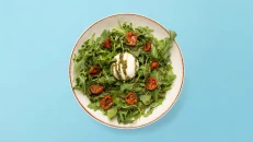Sallatë Caprese