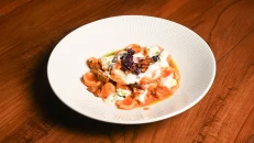 Orecchiette me Salçiçe Viçi të Freskët
