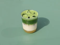 Pineapple Matcha Latte Iced 