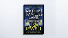 The Return of the Lamb Family Lisa Jewell
