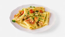 Pakeri me Salmon