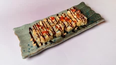 Teriyaki Roll i Skuqur