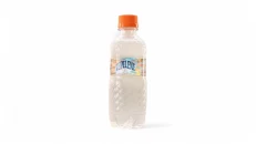 Ujë me Vitamina me Pjeshkë
