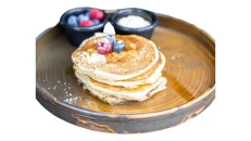 Fluffy Pancakes me Çokollatë ose Shurup Panje