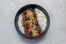 Granola & Yogurt Bowl