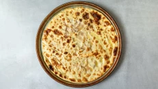 Lakror Familjar me Qepë & Domate