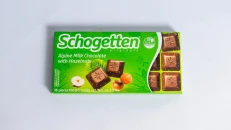 Shogetten Milk Chocolate with Hazzelnuts