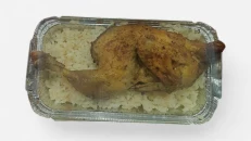 Pilaf gjysem zogu me leng pa sallate