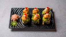 Crispy Shrimp Guac Roll