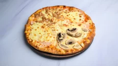 Pizza 4 Stinët