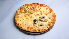 Pizza 4 Stinët