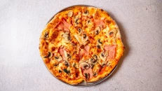 Pizza Prosciutto & Mushroom