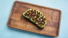 Avokado Tost Mesdhetar