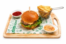 Exotic Beef Burger (Hawaiian)