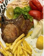 BËRXOLLË DERRI ME GARNITURË