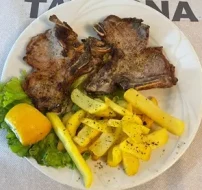 BËRXOLLË ME GARNITURË
