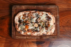 Pinsa al Funghi