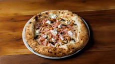 Pizza Funghi & Caprino