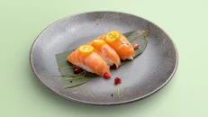 Nigiri Salmon 3 Pc