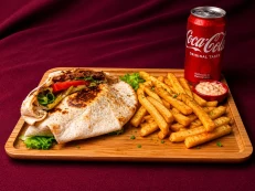 Chilli Burrito Beef + French Fries + Coca Cola + 1 souse
