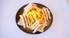Club Sandwich Pule