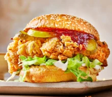 CHICKEN BURGER CRISPY