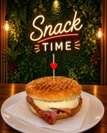 HAMBURGER BACON