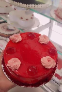 Torte me shije luleshtrydhe