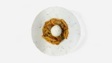 Penne Arrabiata me Burrata