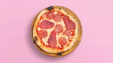 Pizza Sallam & Proshutë
