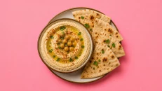 Hummus with arabic bread