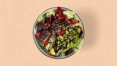 Sallatë Ton Tataki