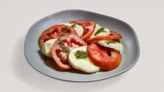 Salatë Caprese